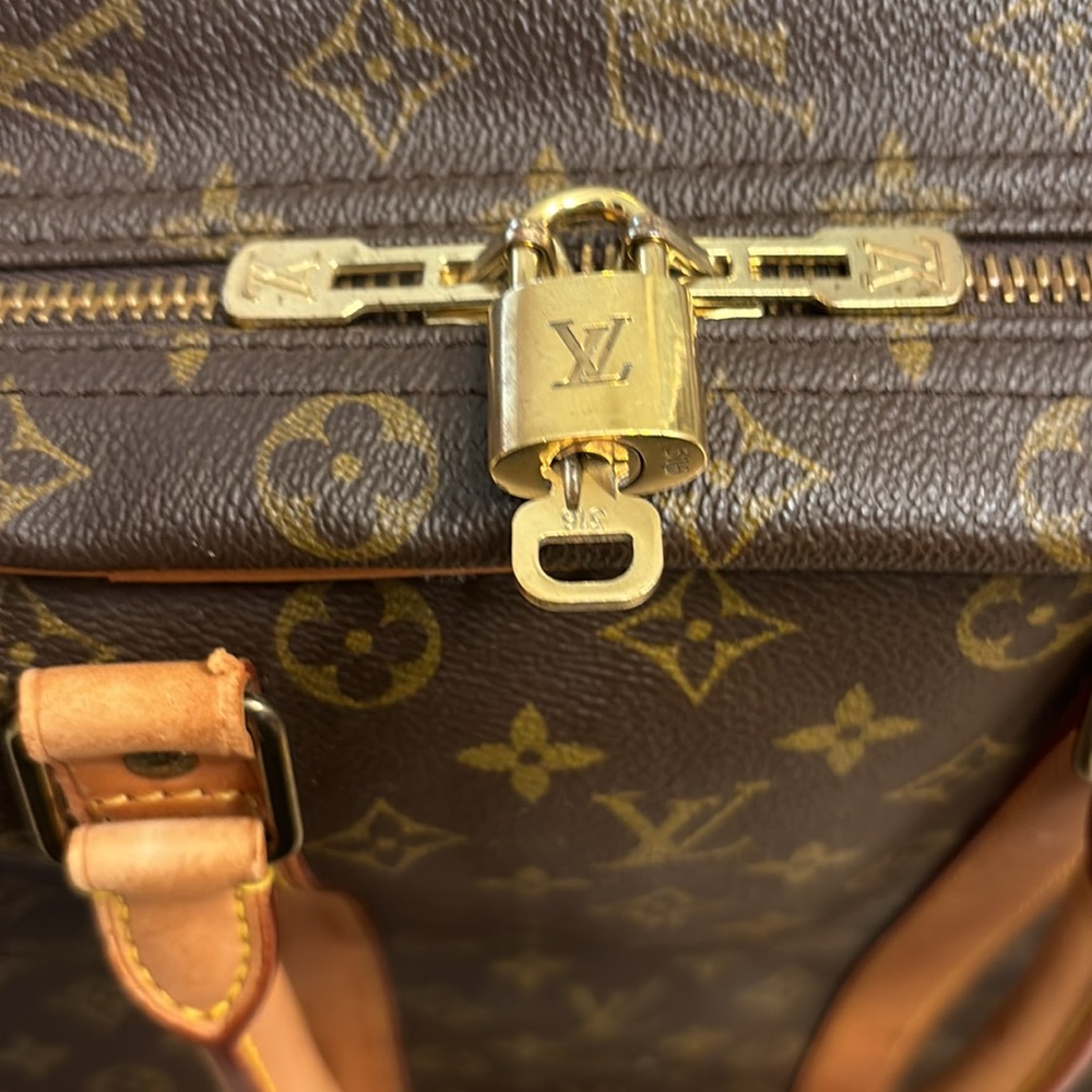Louis Vuitton Travel Bag Sirius 55 Brown Monogram with Lock & Key - Picture 2 of 15